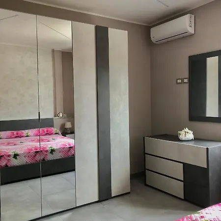 Marina Apartment *